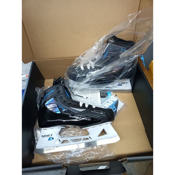 TRUE TF7 Intermediate Goalie Skates Size 6.5 (1780) - Picture 1 of 6